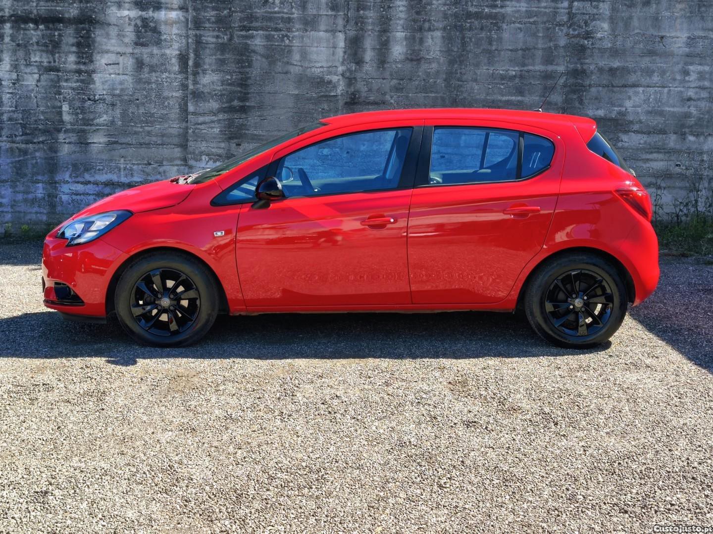 Opel Corsa 1.2 Color Edition — fotografia 15