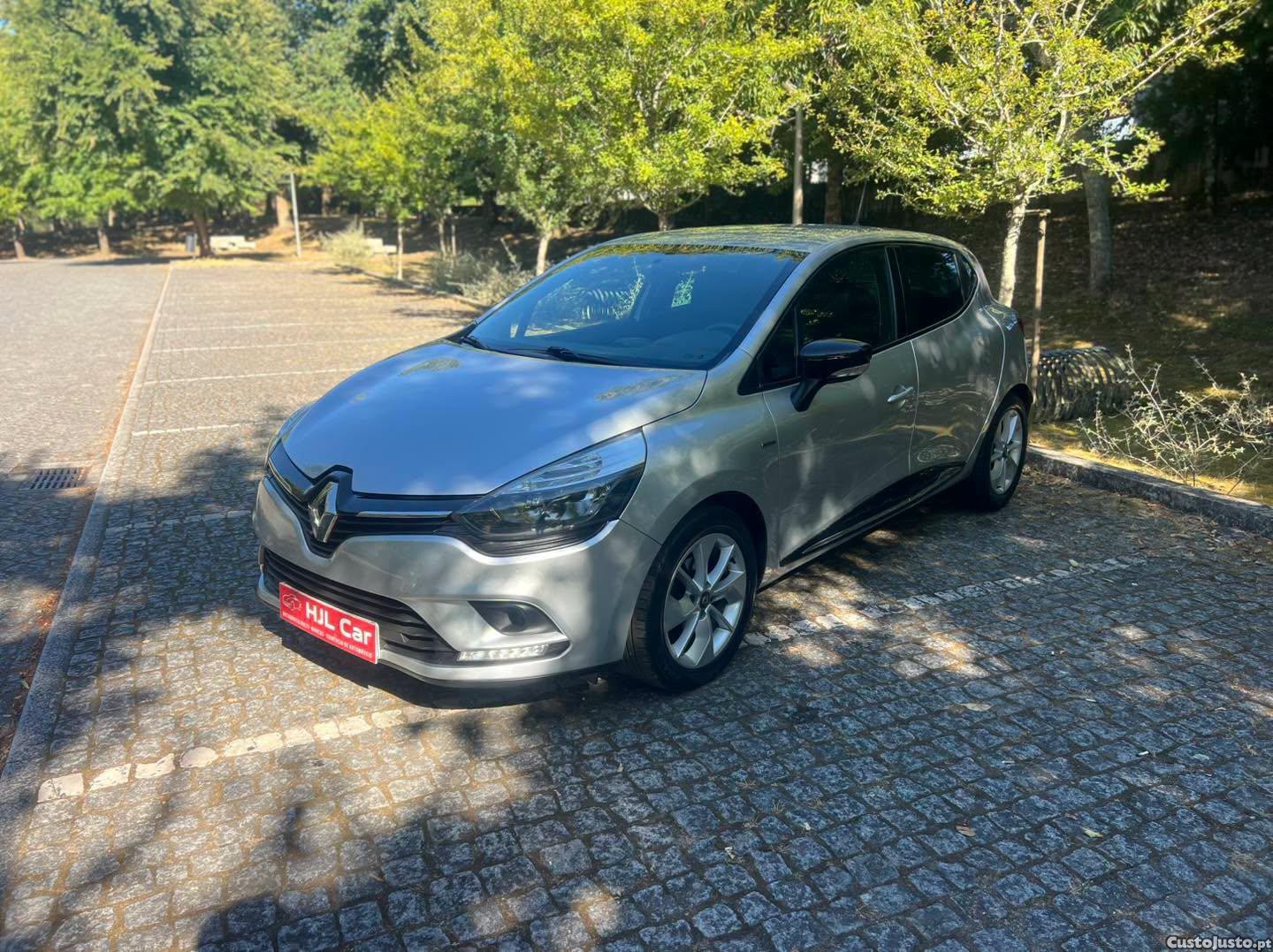 Renault Clio BOSE — fotografia 8