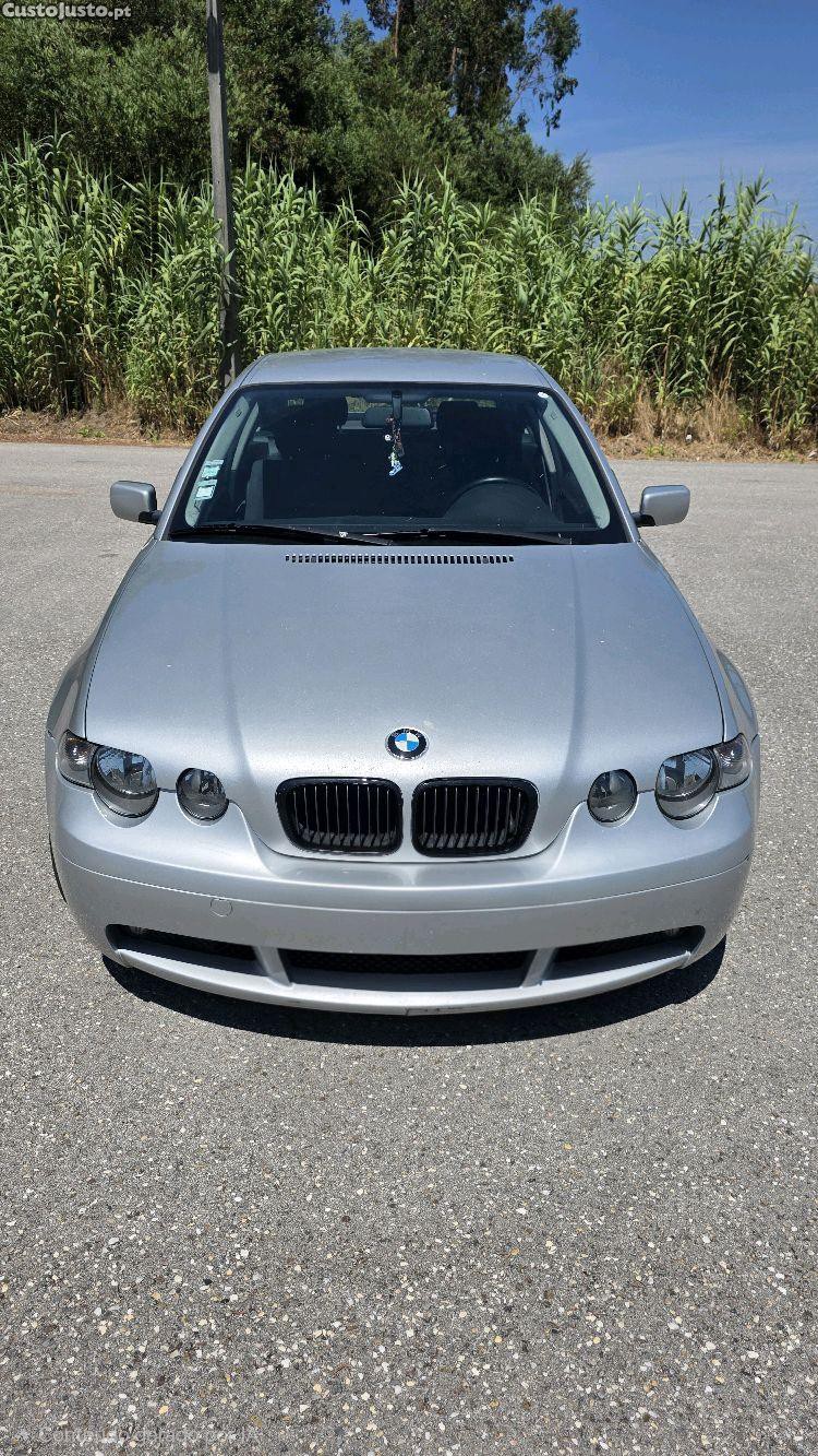 BMW 320 d compact — fotografia 7