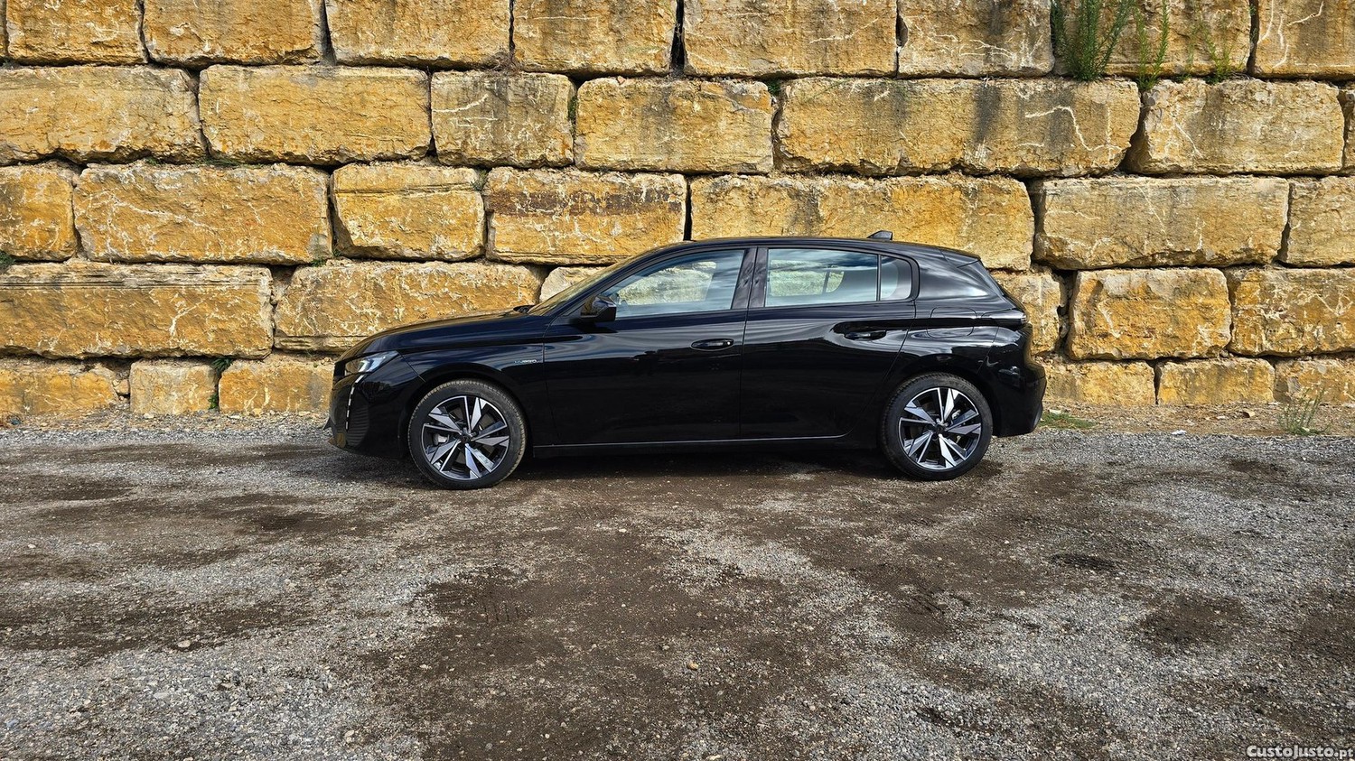 Peugeot 308 Hybrid Plug-in Active Pack EAT 8 — fotografia 28
