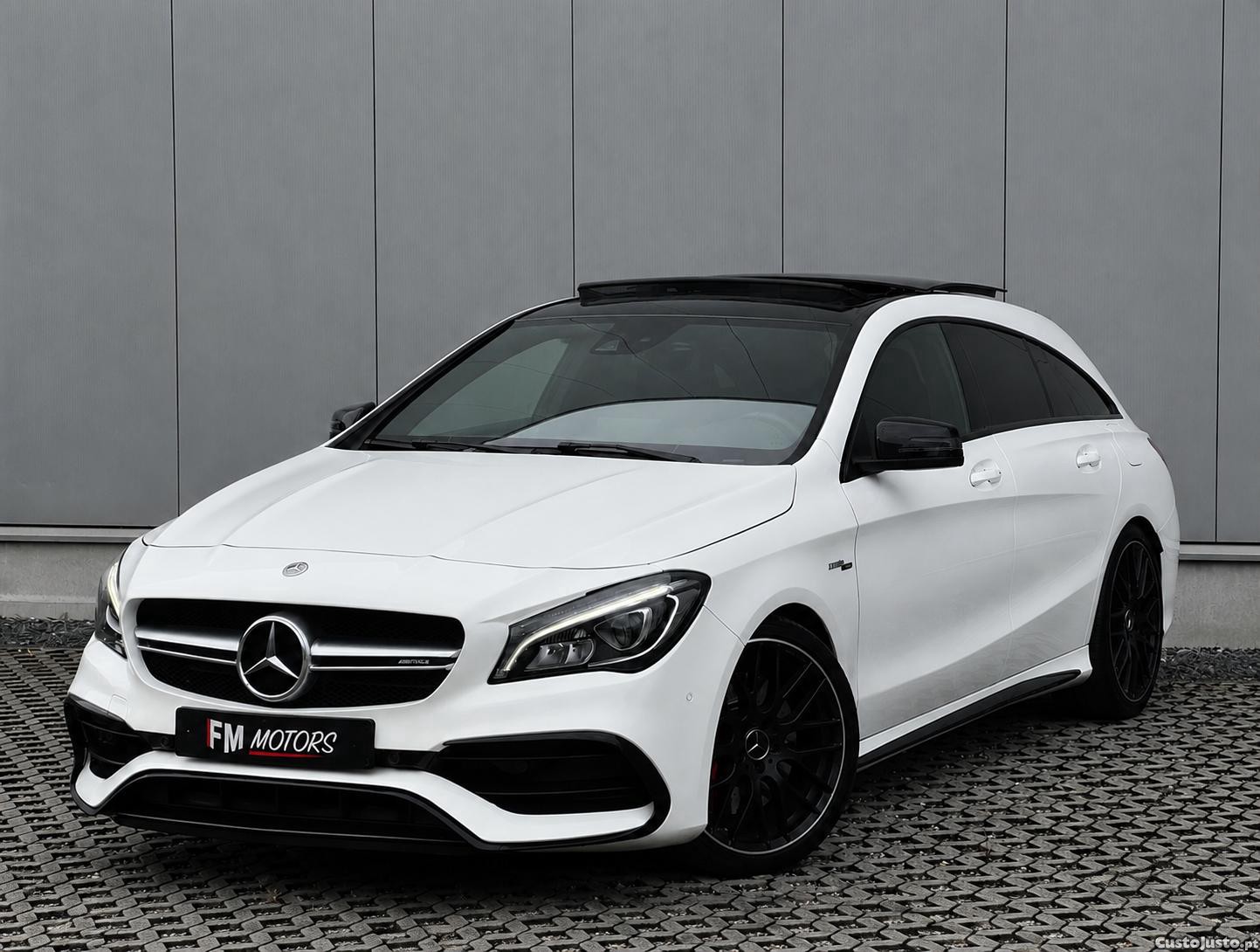 Mercedes-Benz CLA 45 AMG 4Matic Speedshift 7G-DCT Night Edition — fotografia 9