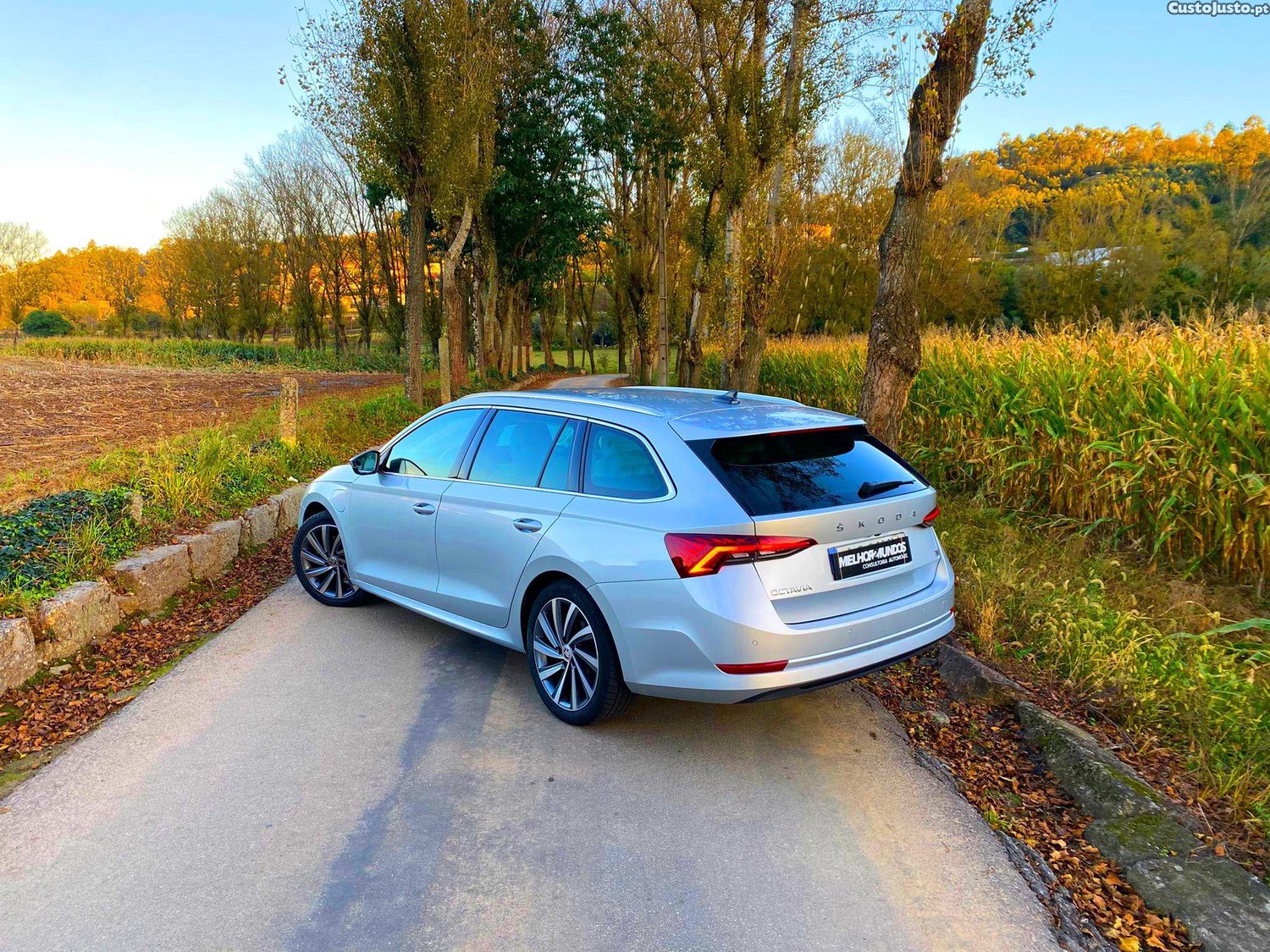 Skoda Octavia 1.4 TSI iV Style DSG - 21 foto 3