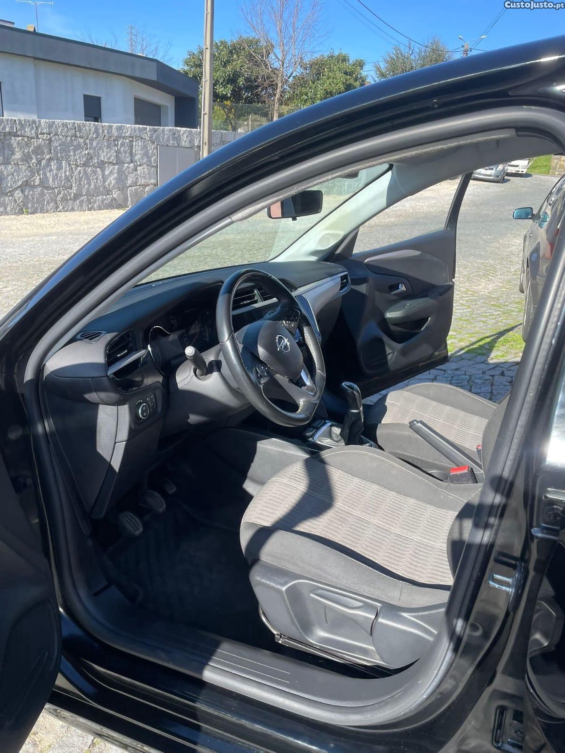 Opel Corsa 1200 F — fotografia 2