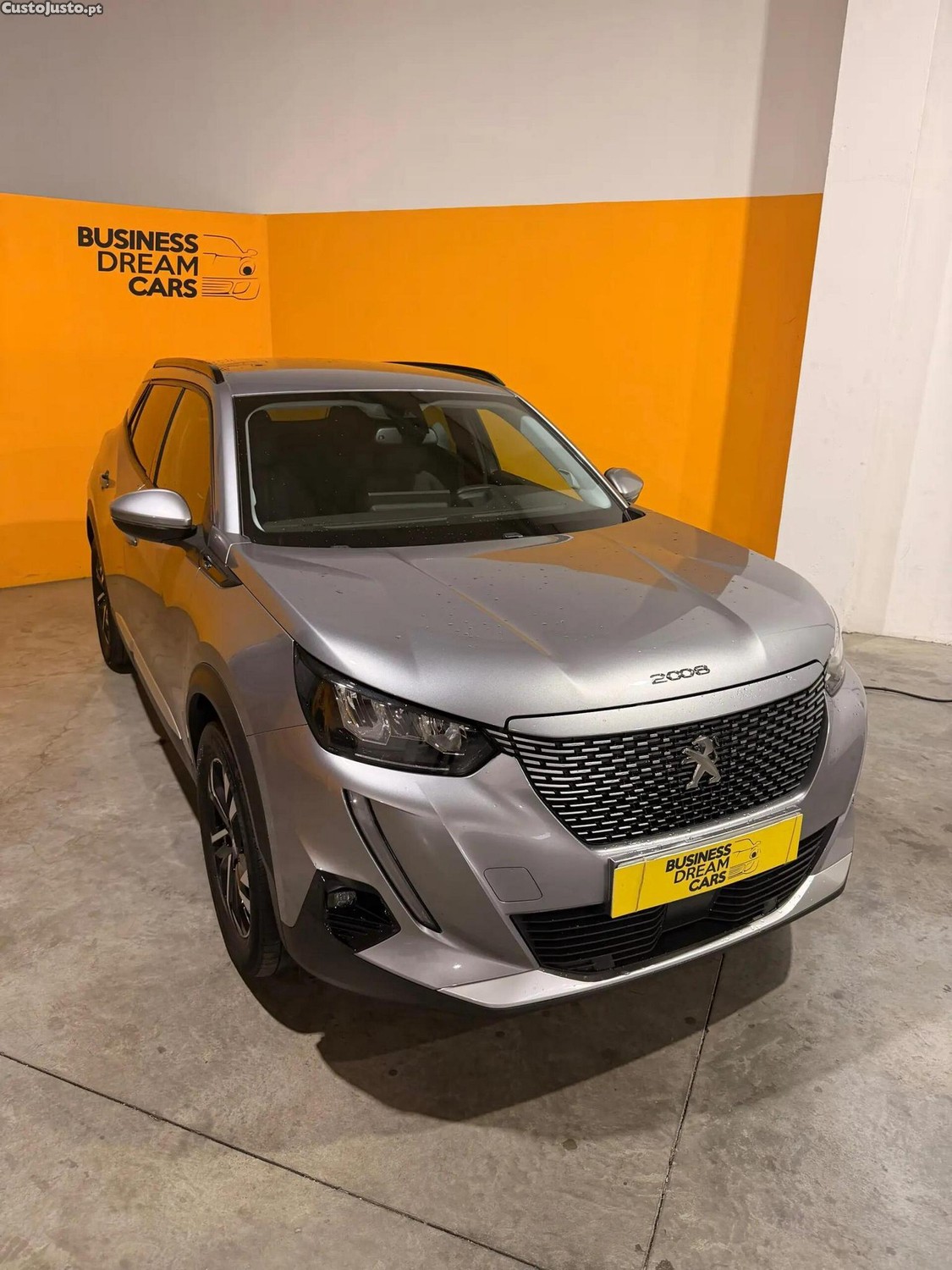 Peugeot e-2008 50 kWh Allure — fotografia 18