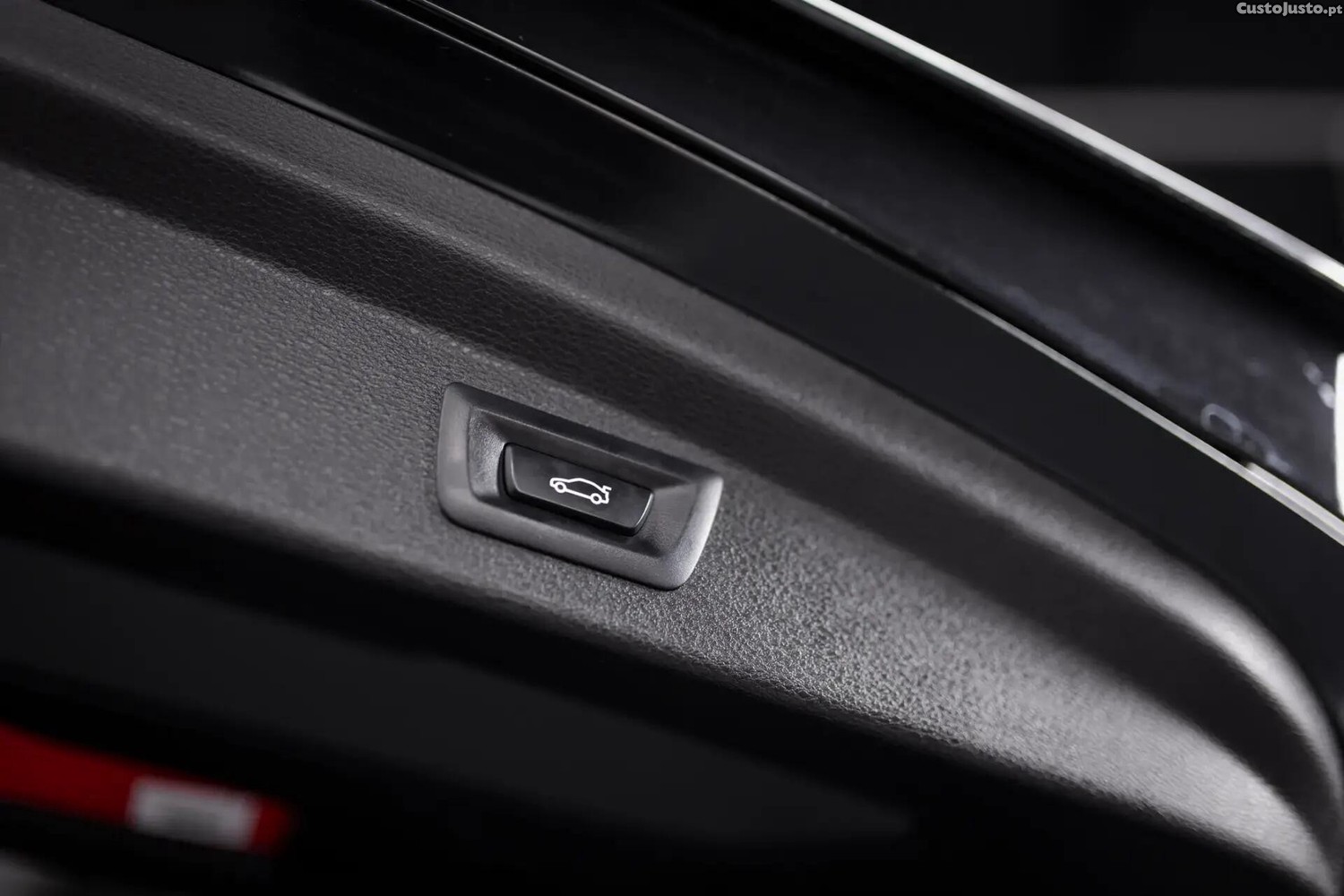 BMW X2 18 i sDrive Auto Advantage — fotografia 9
