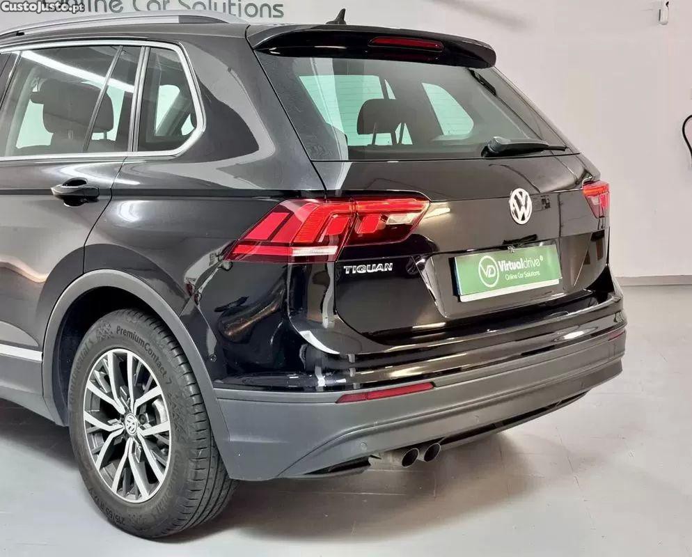 Volkswagen Tiguan 1.6 tdi confortline — fotografia 10