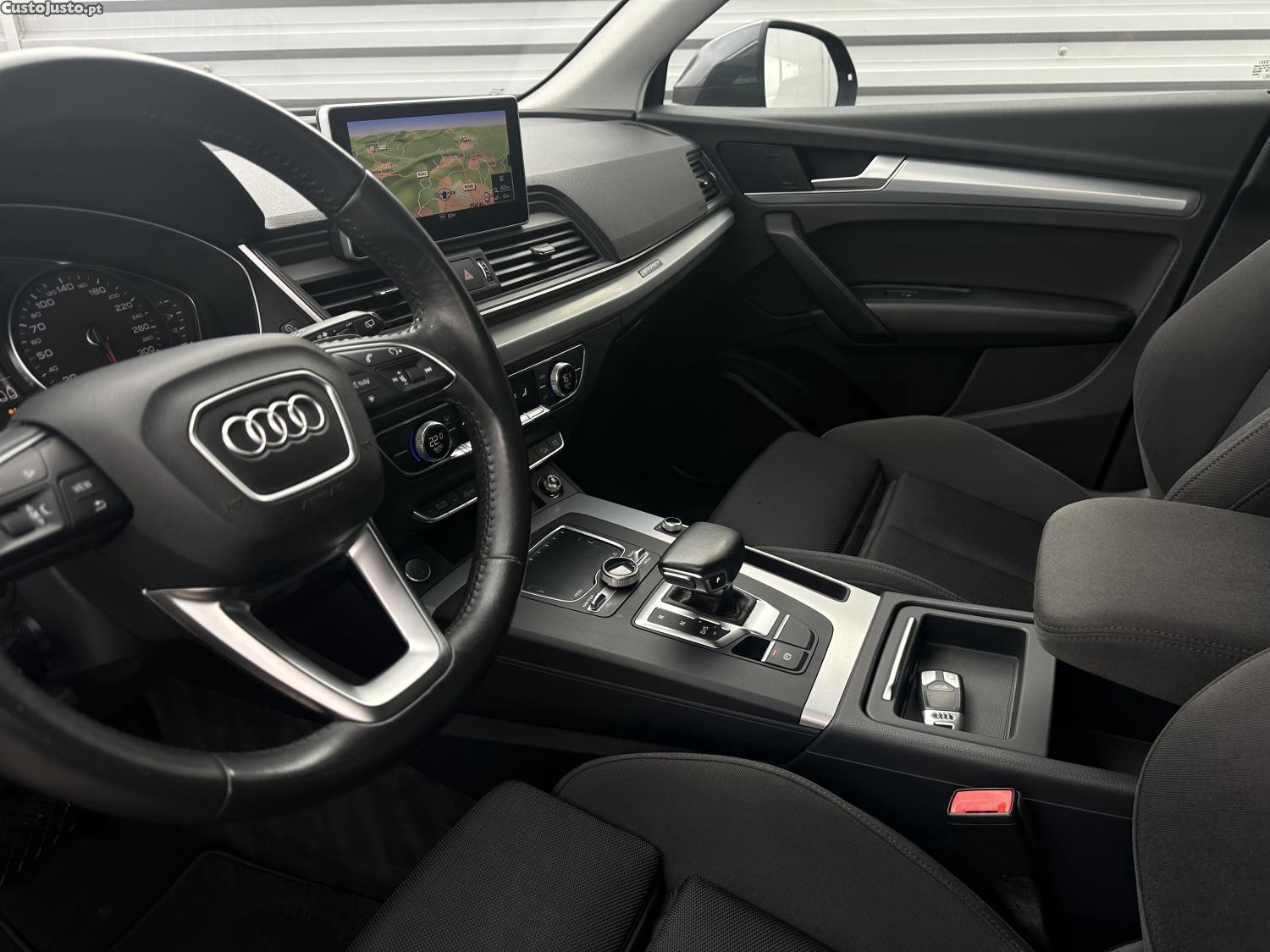 Audi Q5 40 TDI quattro Sport — fotografia 23