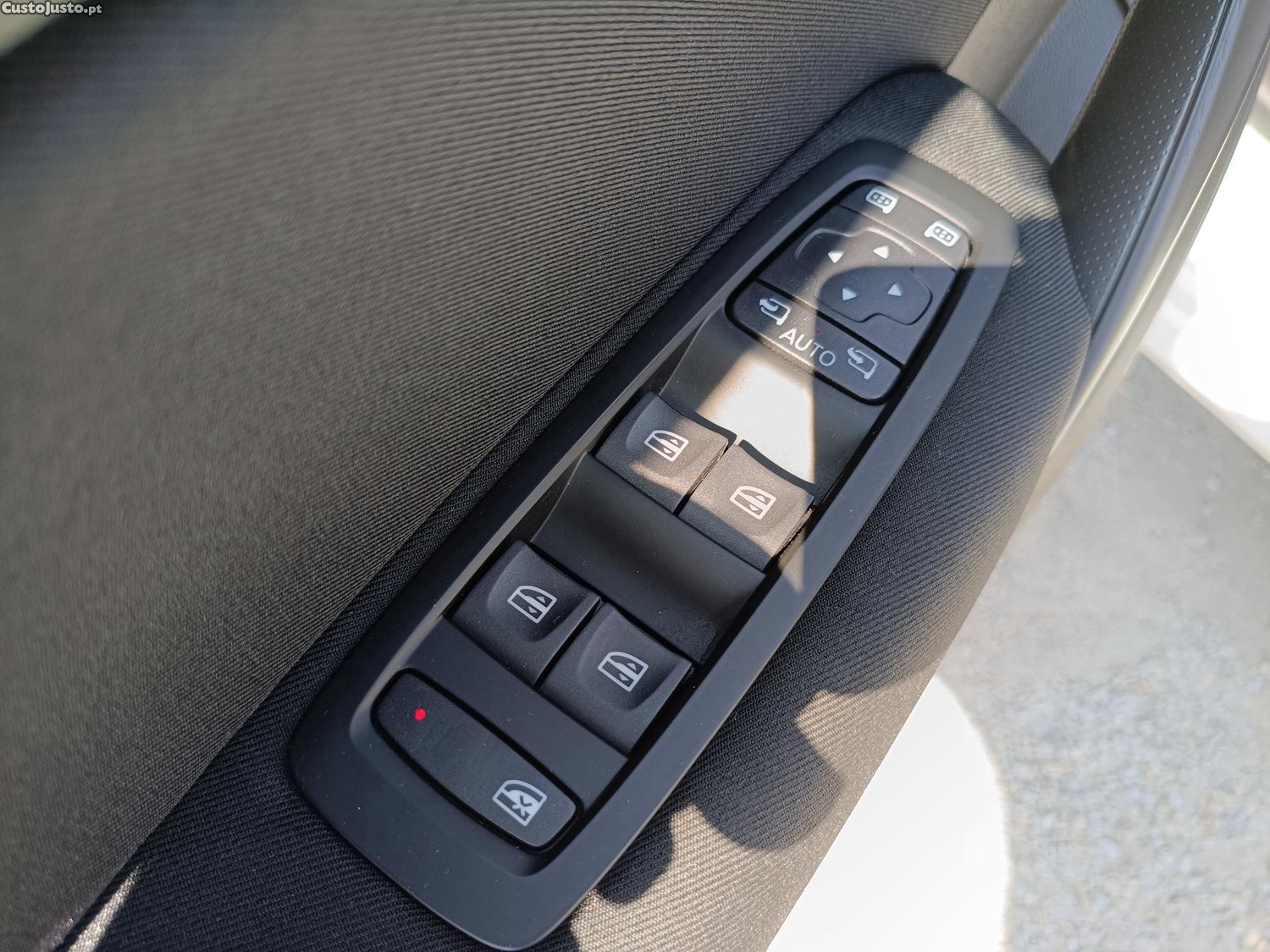 Renault Mégane IV 1.5 dCi 110 Energy Business — fotografia 13
