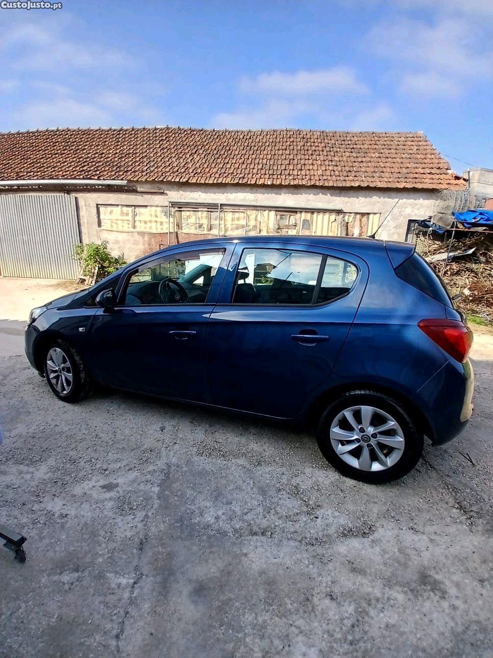 Opel Corsa 1200 cc — fotografia 6