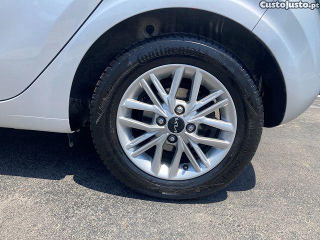 Kia Picanto 1.0 Aut. Dream-Team — fotografia 22