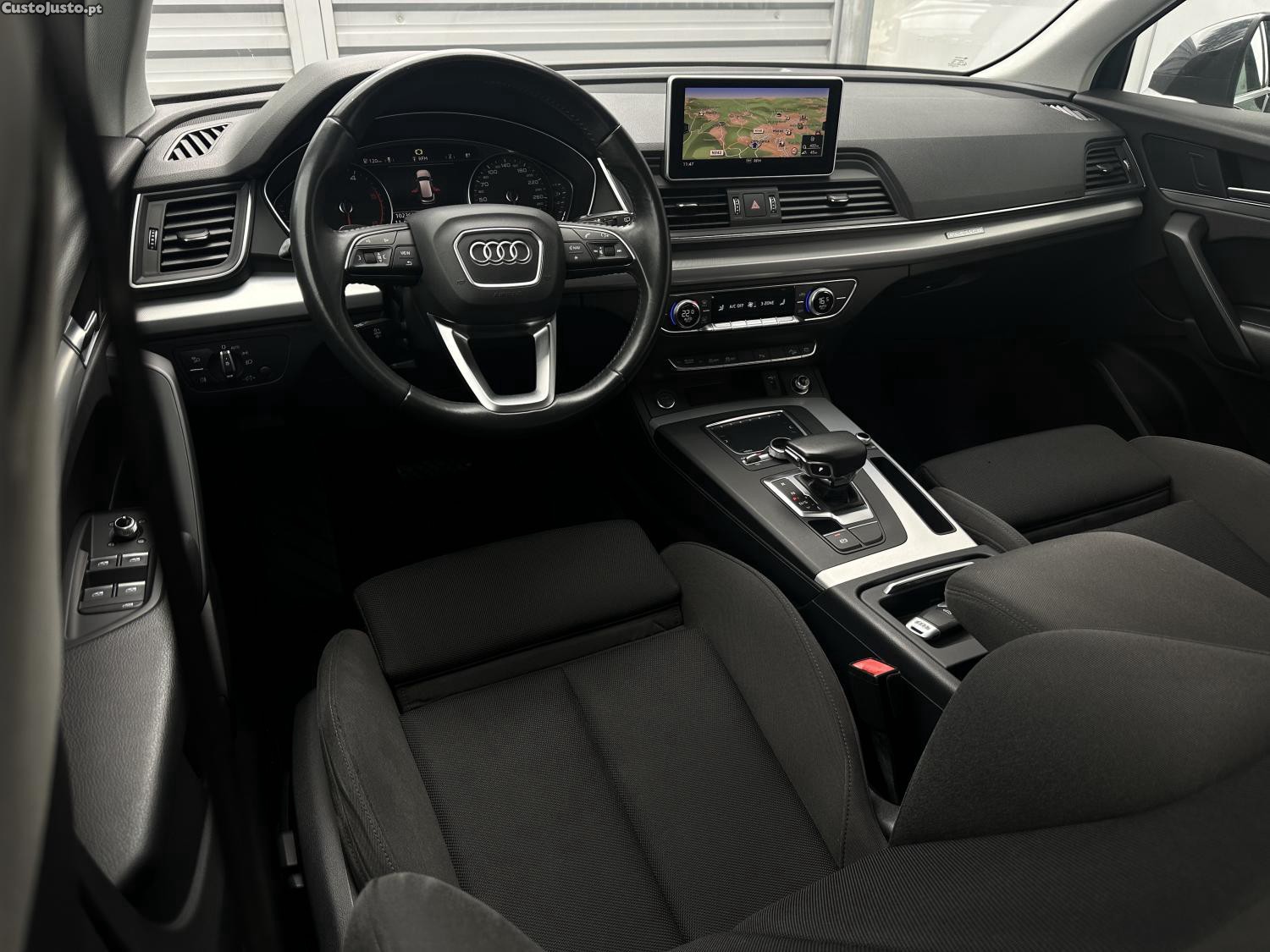Audi Q5 40 TDI quattro Sport — fotografia 15