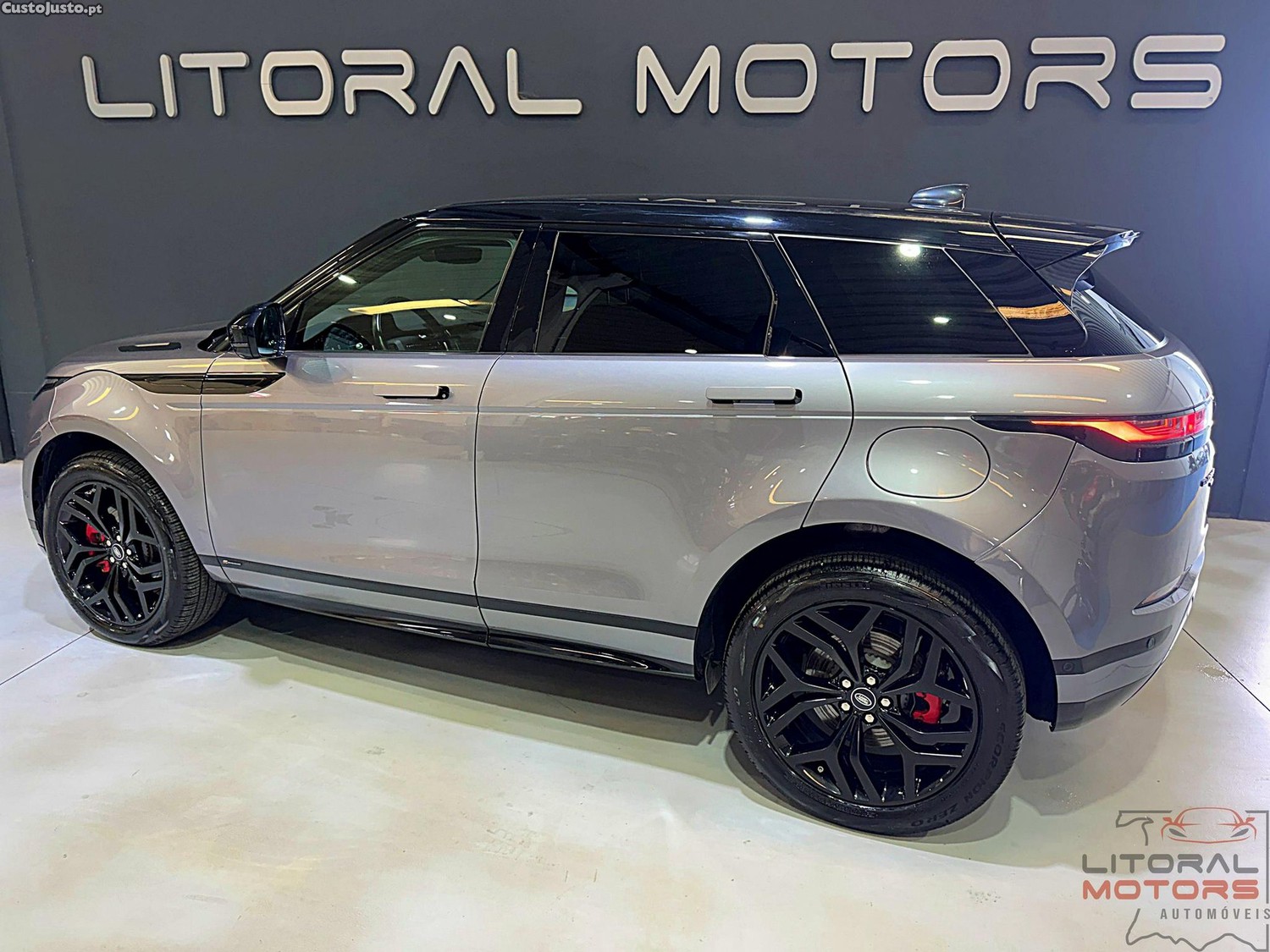 Land Rover Evoque P300e R-Dynamic S — fotografia 19