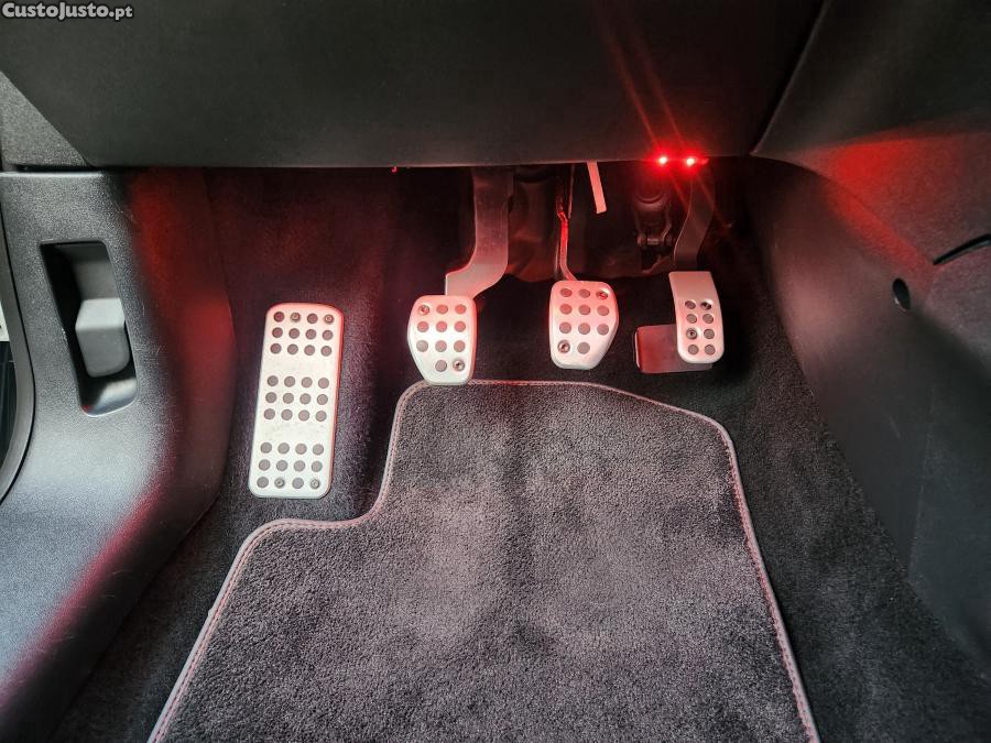 Peugeot 208 GTI 200 THP — fotografia 7