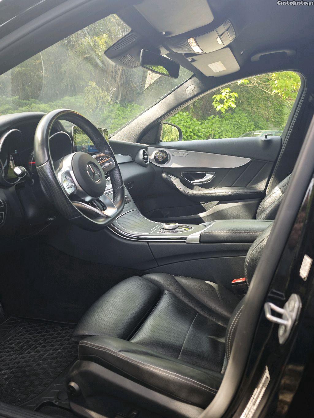 Mercedes-Benz C 220 AMG LINE — fotografia 3