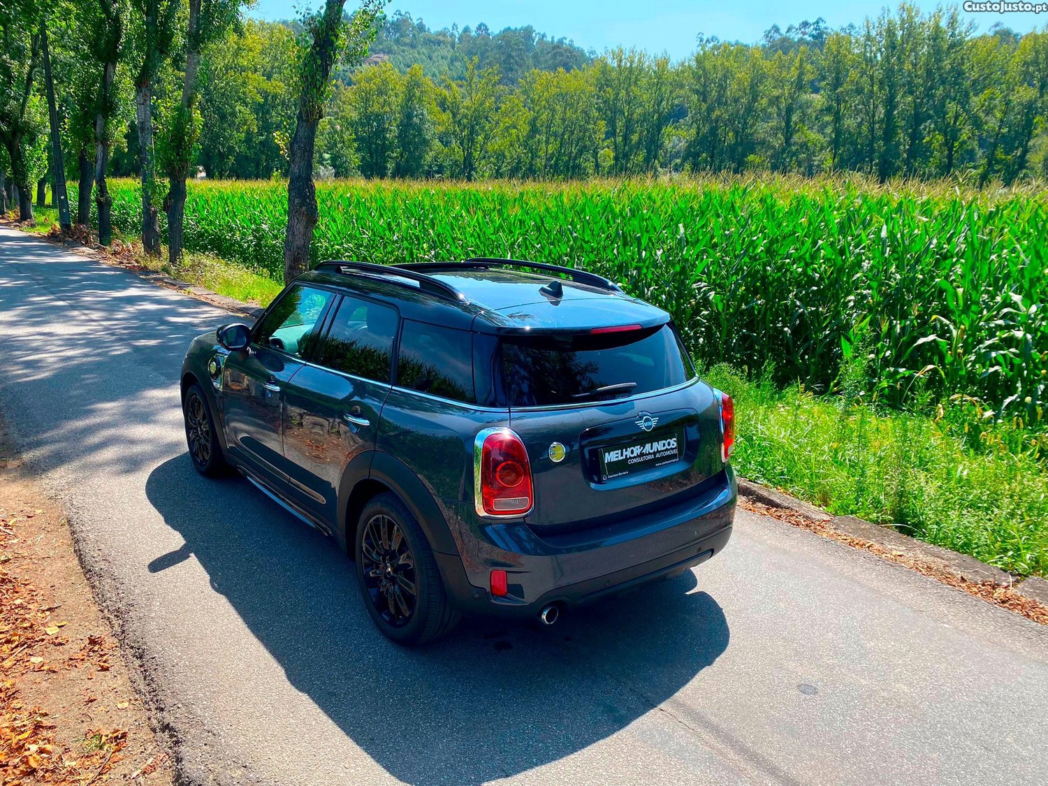 MINI Countryman Cooper SE ALL4 Auto - 19 — photo 4