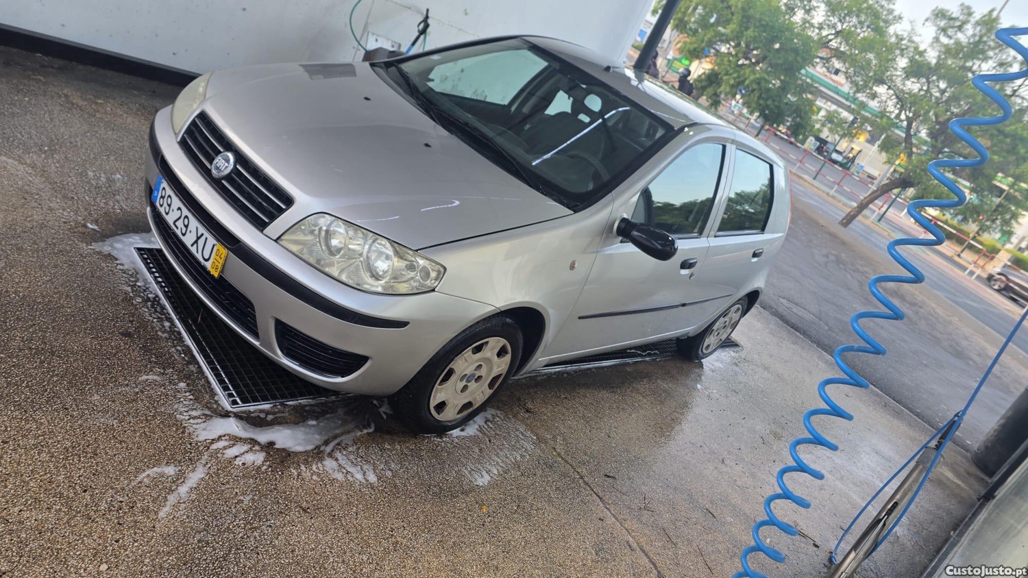 Fiat Punto 1.2 Gasolina-Impecável-Oportunidade! — fotografia 10