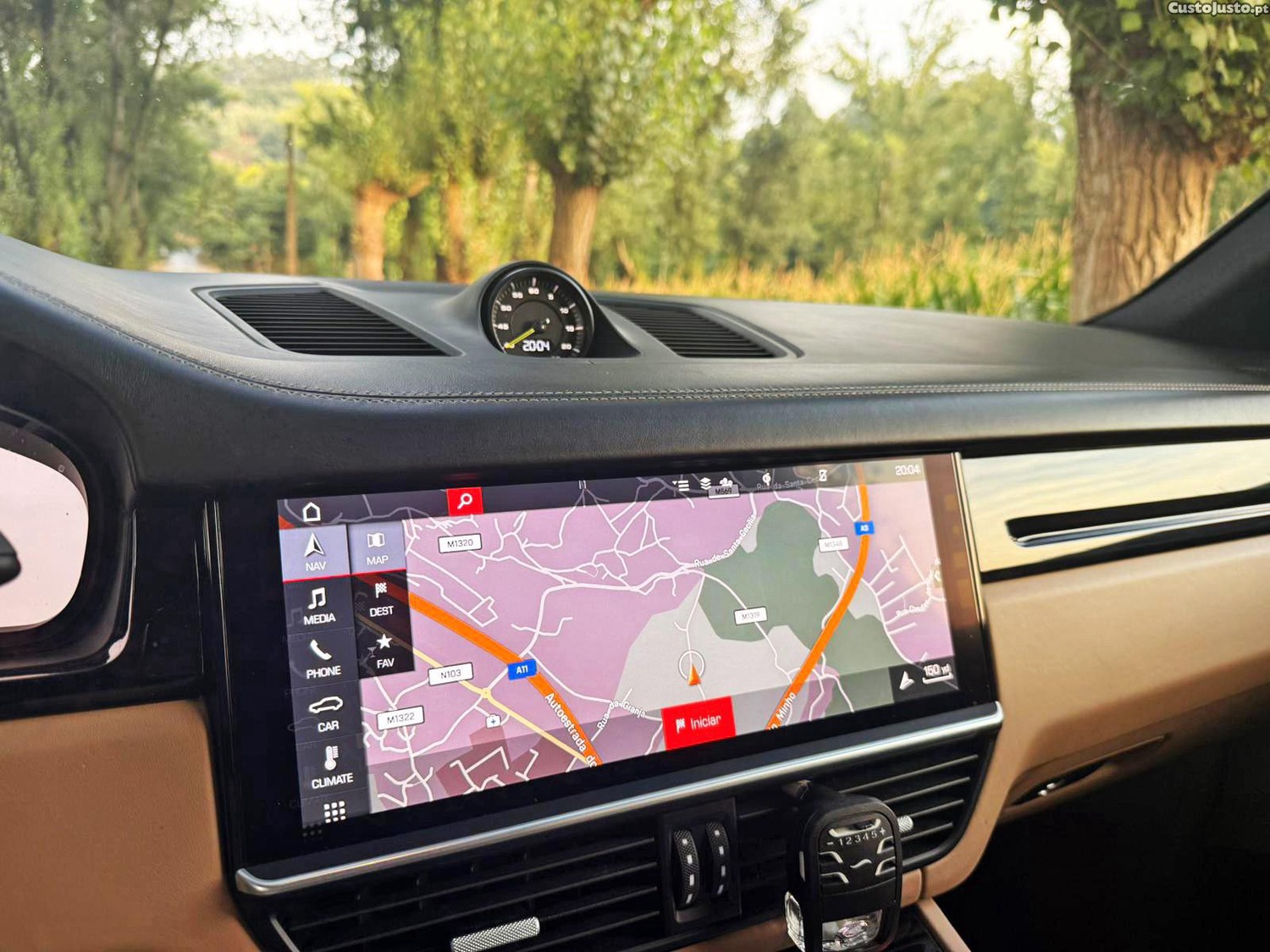 Porsche Cayenne E-Hybrid — fotografia 9