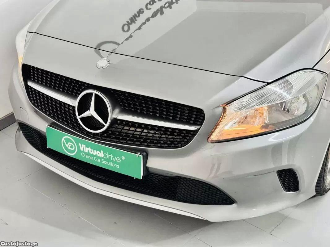 Mercedes-Benz A 180 D 7g-dct peak edition — fotografia 4