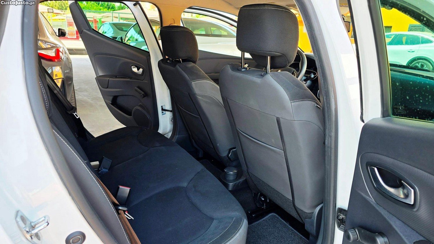 Renault Clio 1.5 dCi Limited Edition — fotografia 11