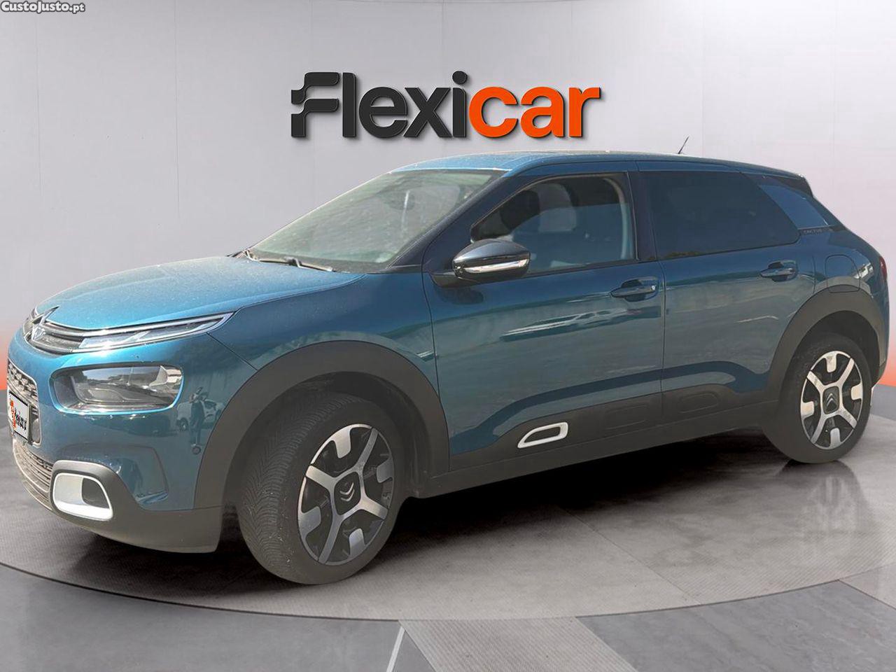 Citroën C4 Cactus 1.2 PureTech Shine — fotografia 19