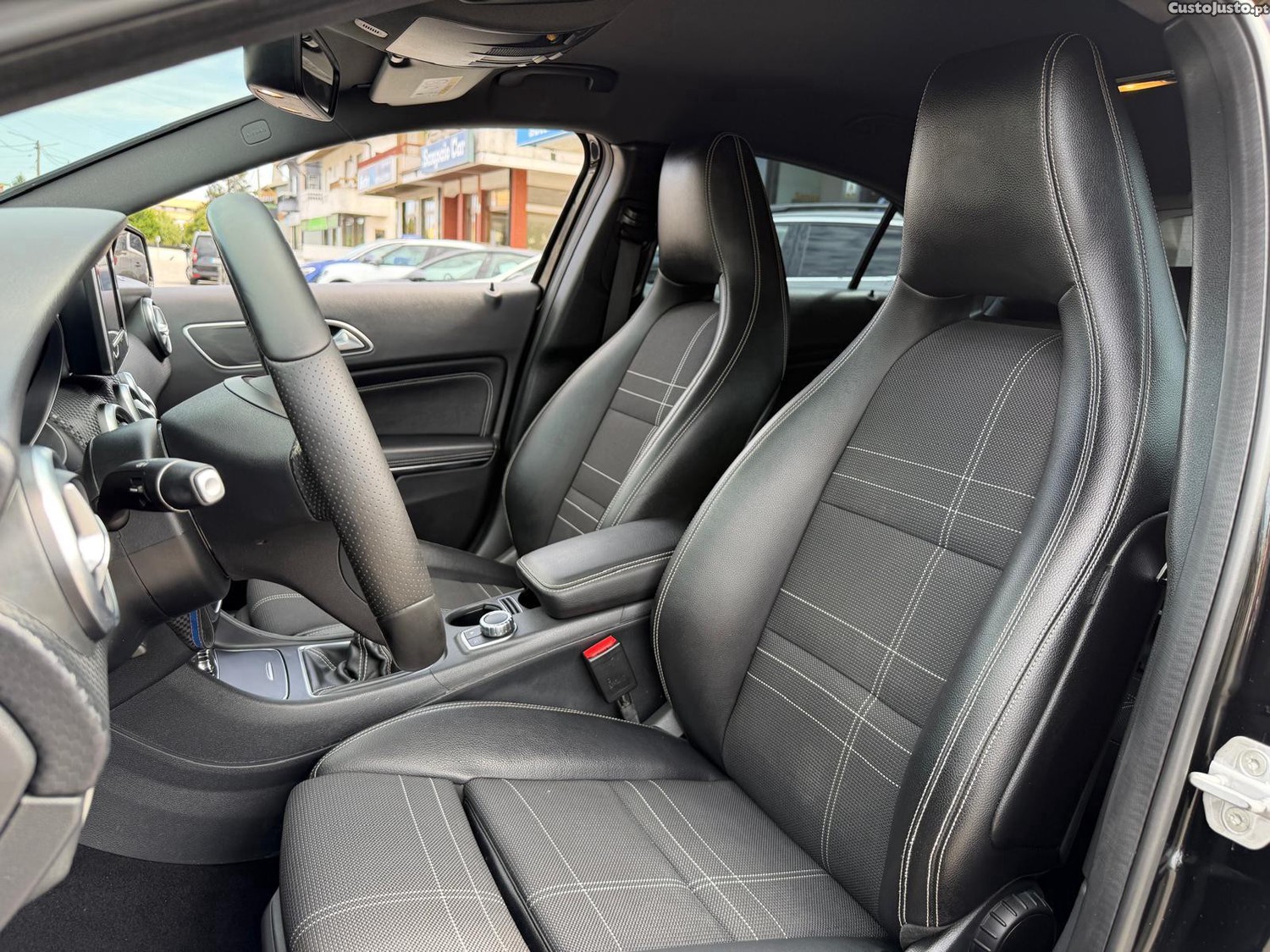 Mercedes-Benz A 160 d Urban — fotografia 18