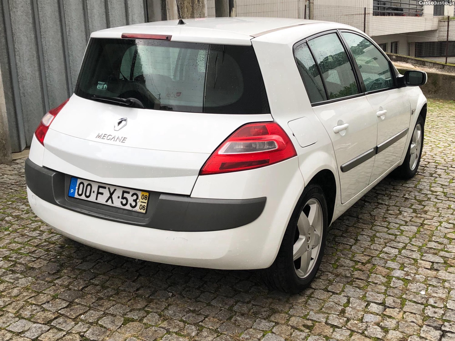 Renault Mégane 1.5 dCi — fotografia 6