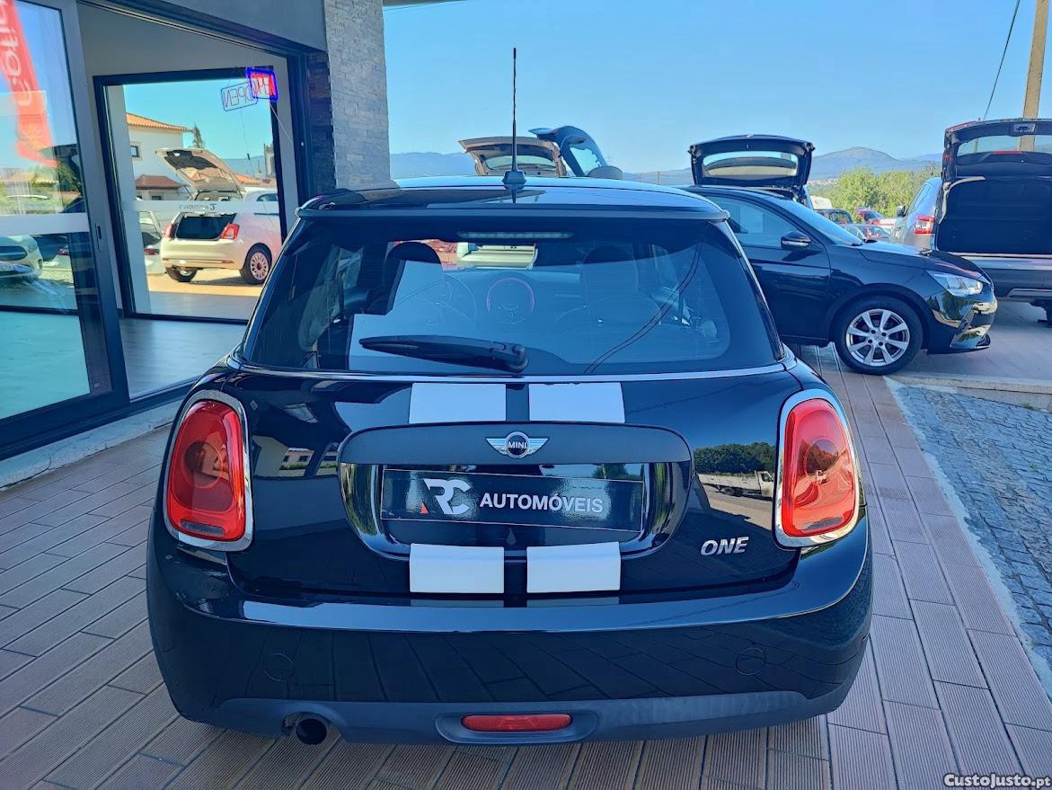 MINI One Firt 1.2 — fotografia 9