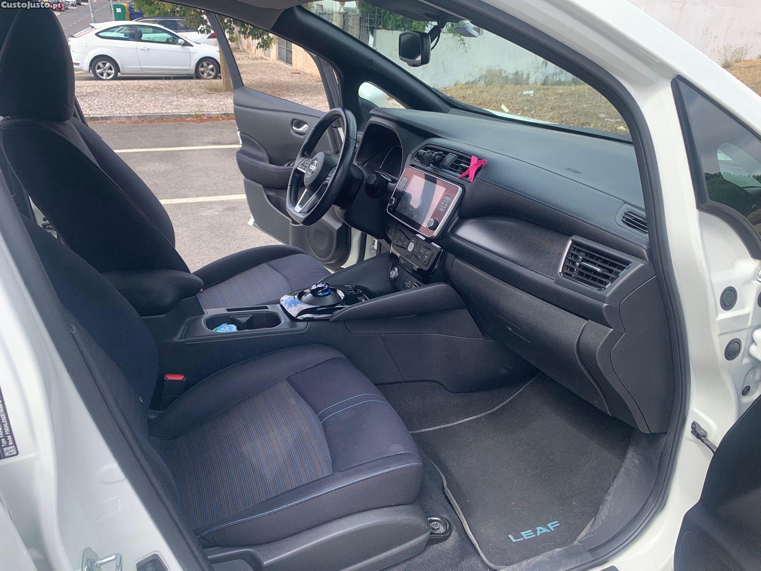 Nissan Leaf 40 kWh — fotografia 11