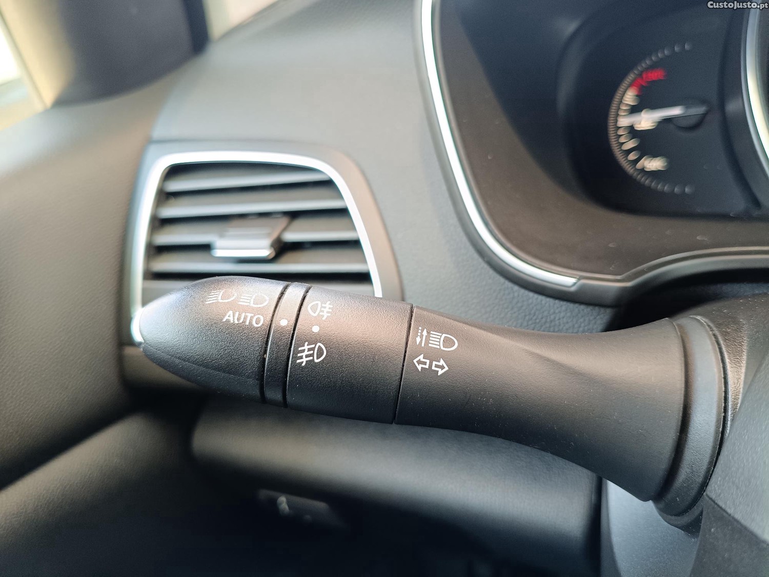 Renault Mégane IV 1.5 dCi 110 Energy Business — fotografia 11