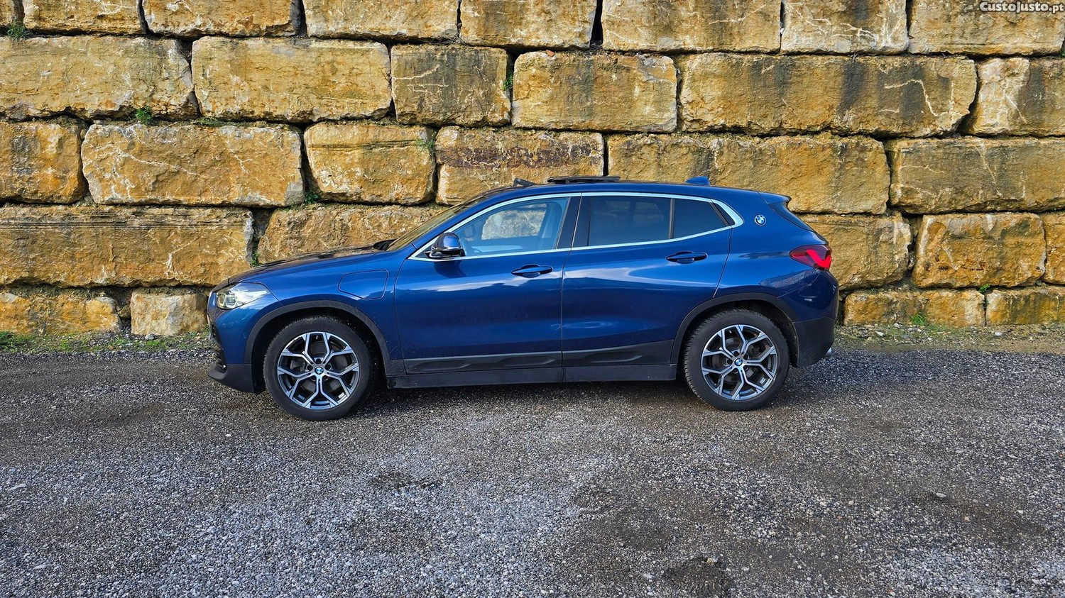 BMW X2 25 e xDrive Advantage — fotografia 28