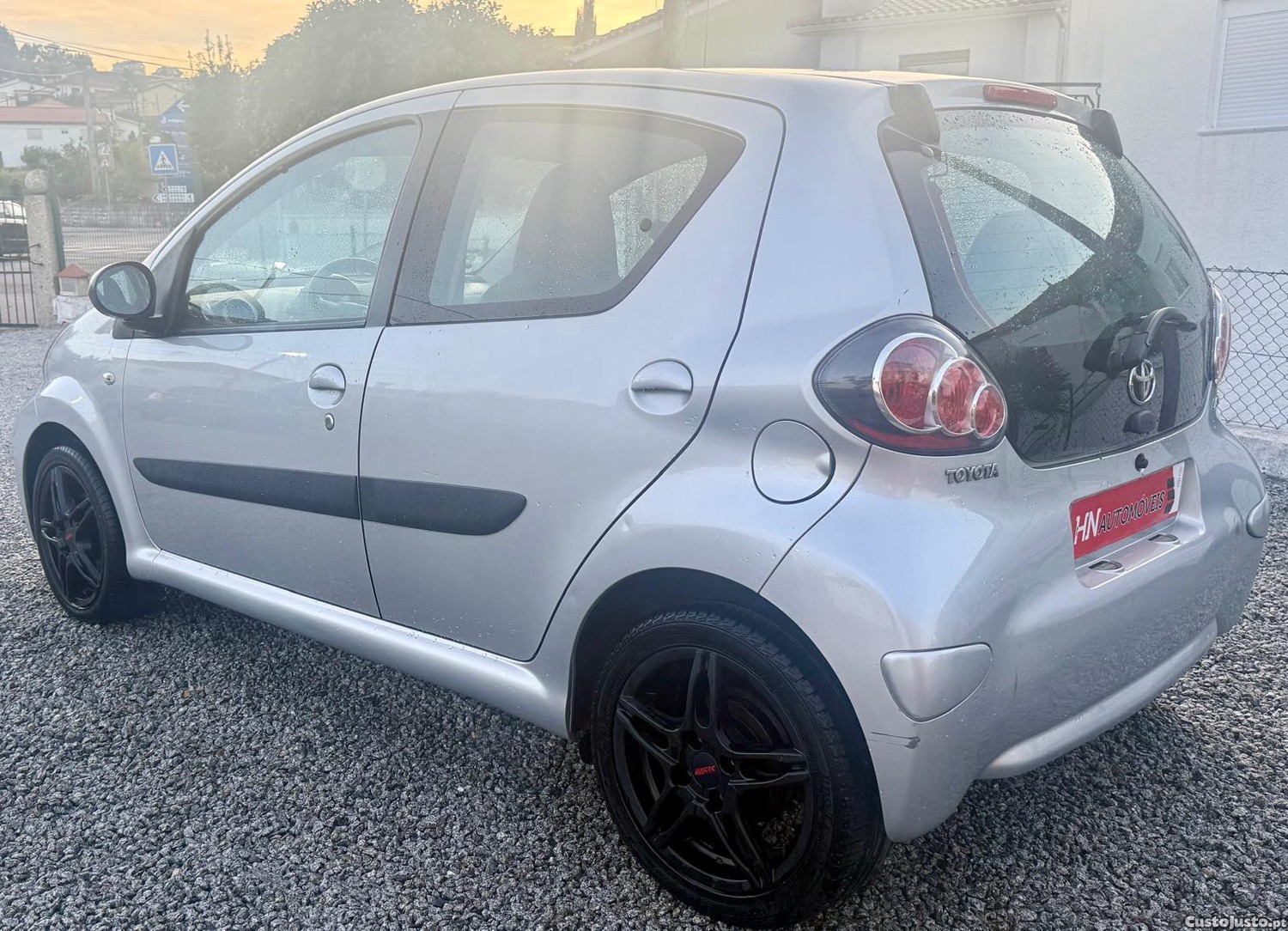 Toyota Aygo 1.0 Dynamic — fotografia 11