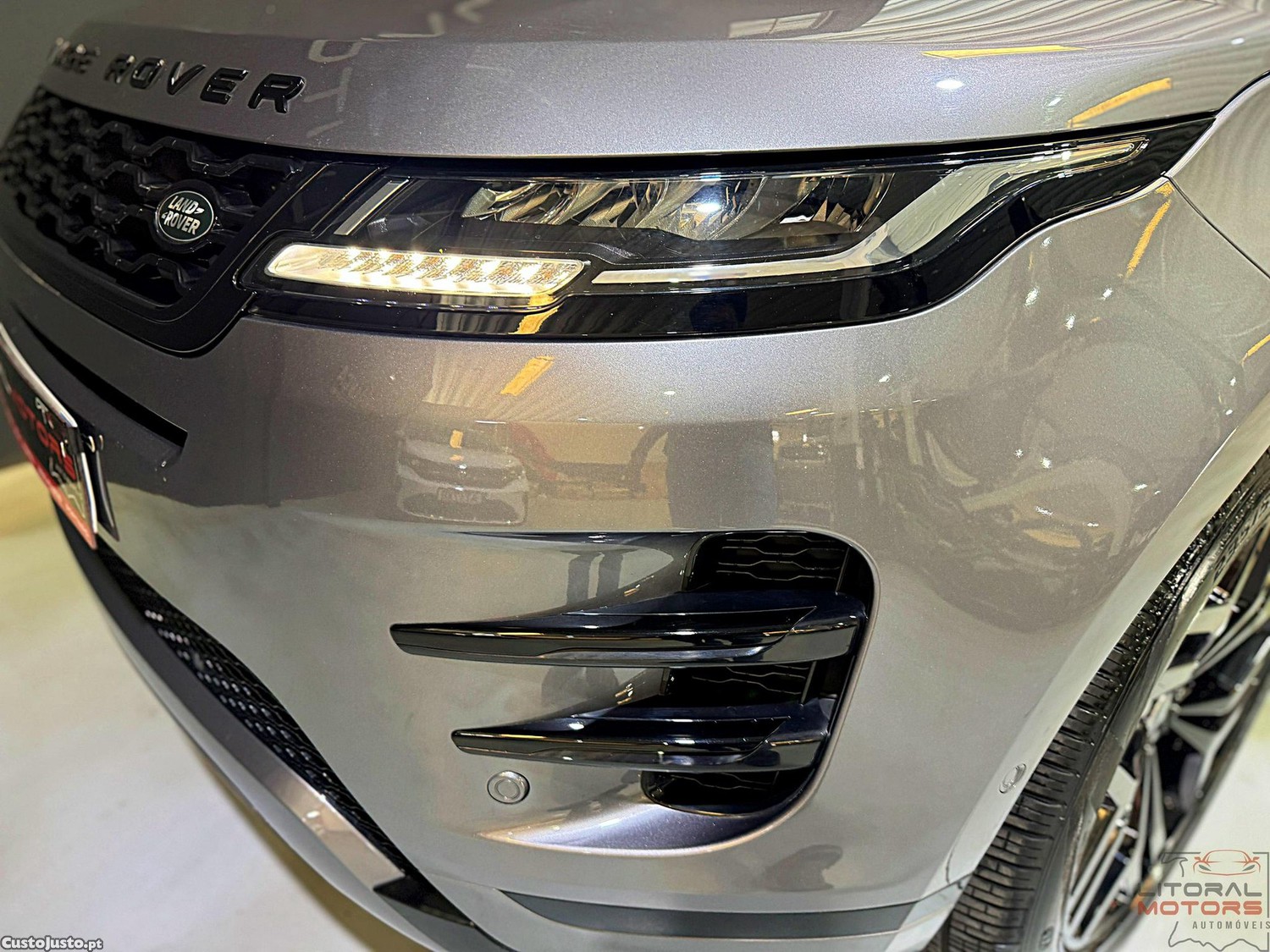 Land Rover Evoque P300e R-Dynamic S — fotografia 21