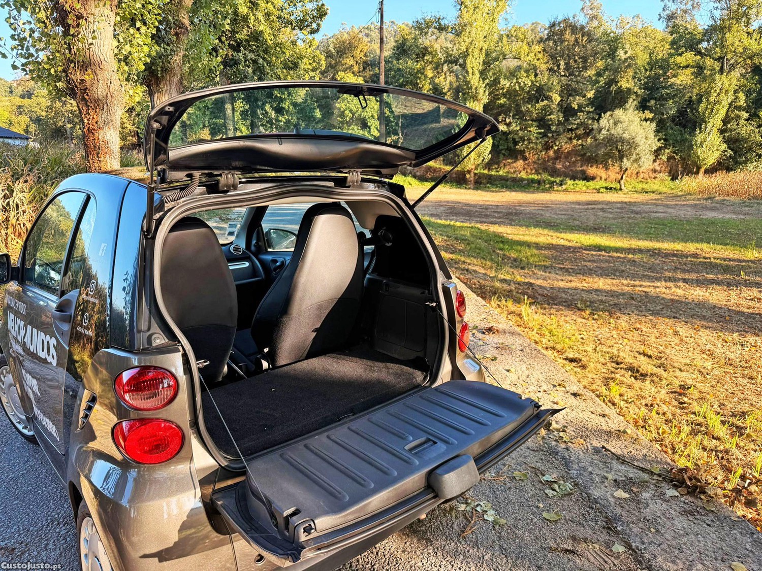 Smart ForTwo Coupé 1.0 mhd Pure 61 - 11 — photo 4