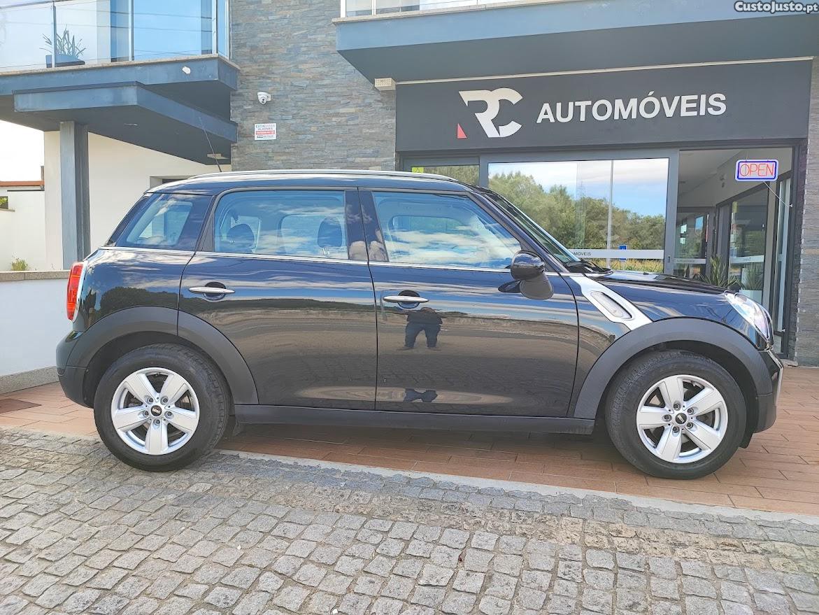 MINI Countryman COOPER 1.6 D — fotografia 11
