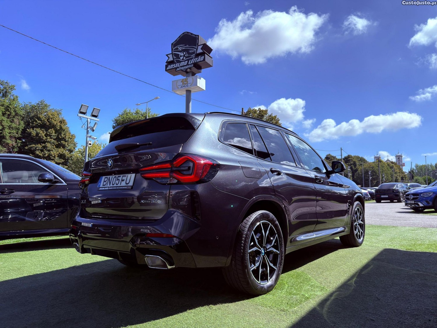 BMW X3 30 e xDrive Pack M — fotografia 27