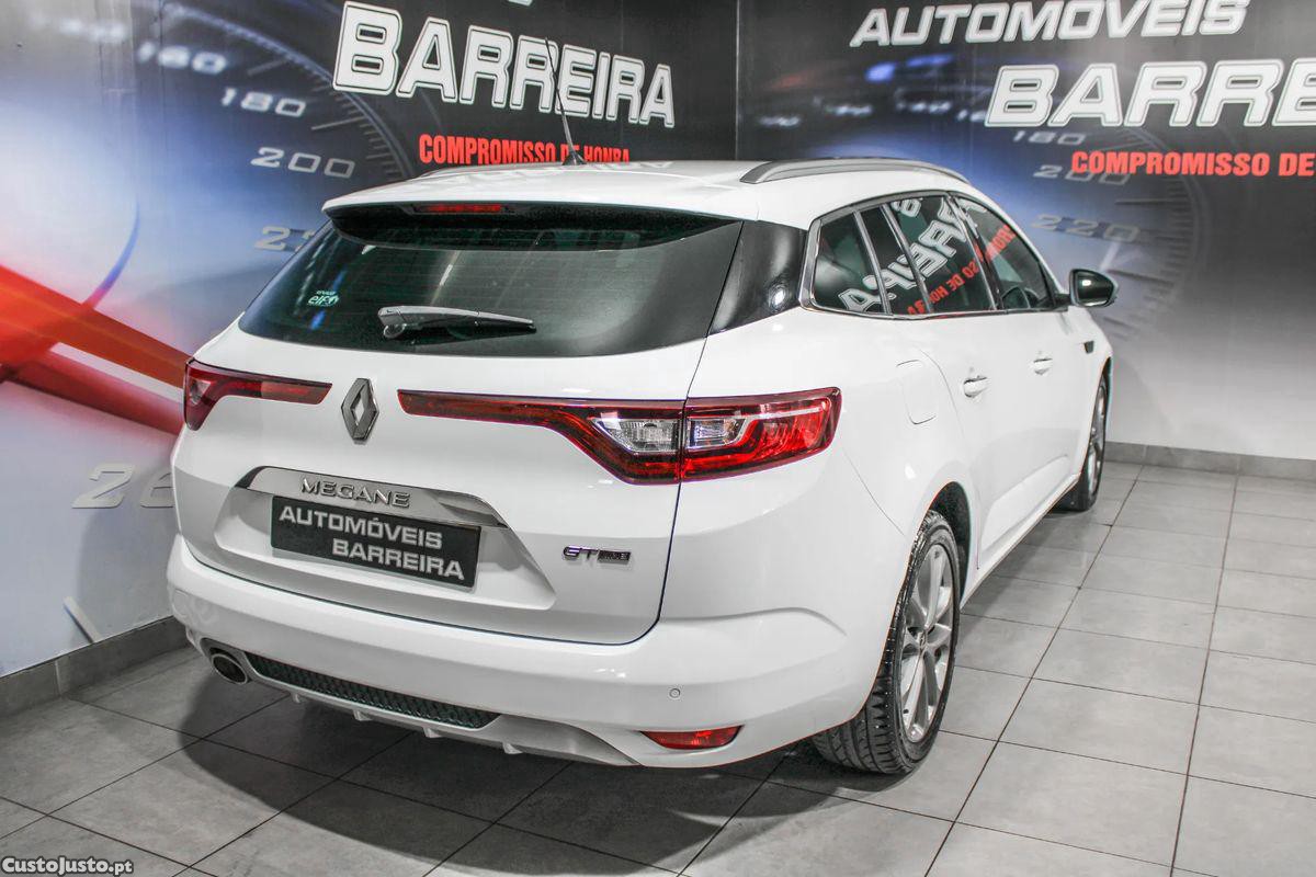 Renault Mégane Sport Tourer 1.5 Blue dCi GT Line — fotografia 4
