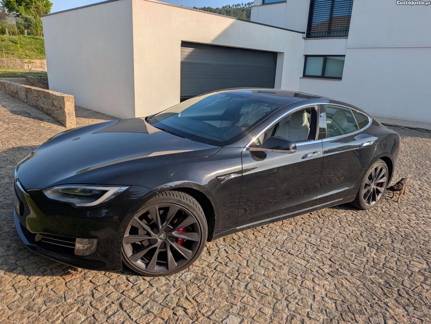 Tesla Model S 100D — fotografia 5