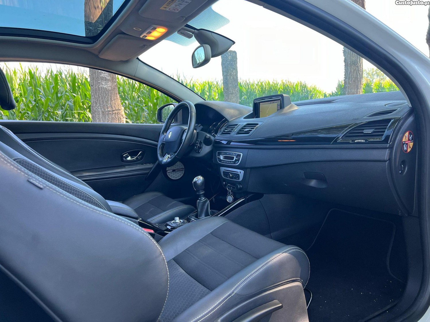 Renault Mégane Coupé 1.6 dCi Bose Edition SS — fotografia 10