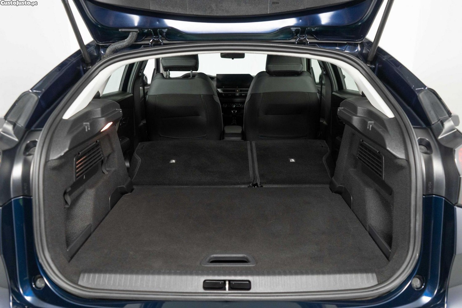 Citroën C4 1.2 PureTech Plus — fotografia 11