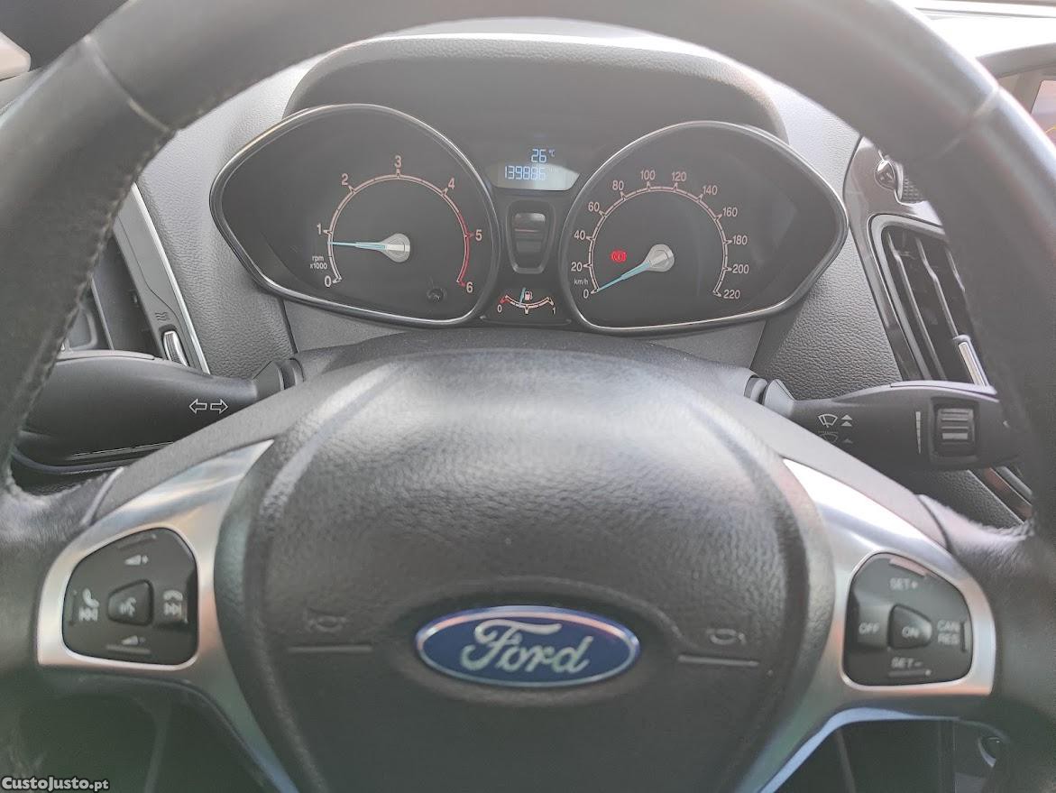 Ford B-Max Titanium 1.5 TDCi — fotografia 7