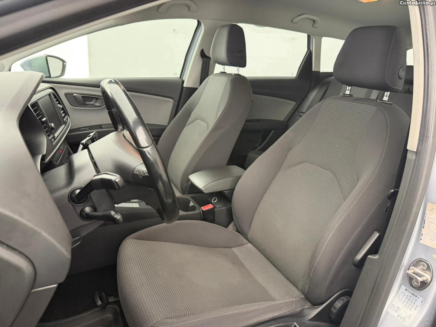 Seat Leon ST 1.6 TDI 115 DSG (AUTO) - 18 foto 5