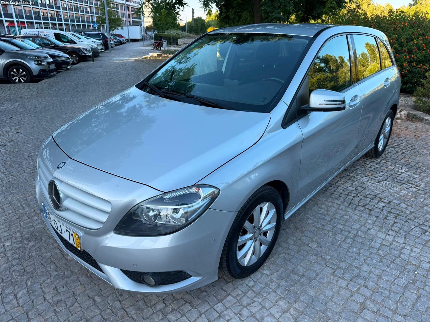 Mercedes-Benz B 180 blueefficiency — fotografia 8