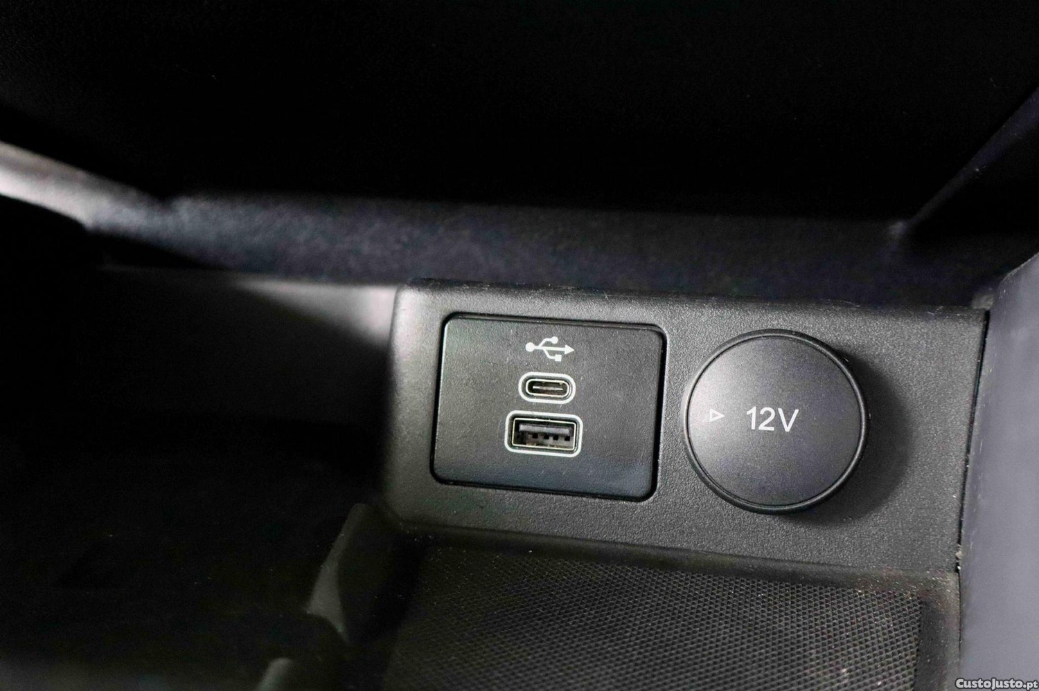 Ford Kuga 1.5 EcoBoost ST-Line X — fotografia 14