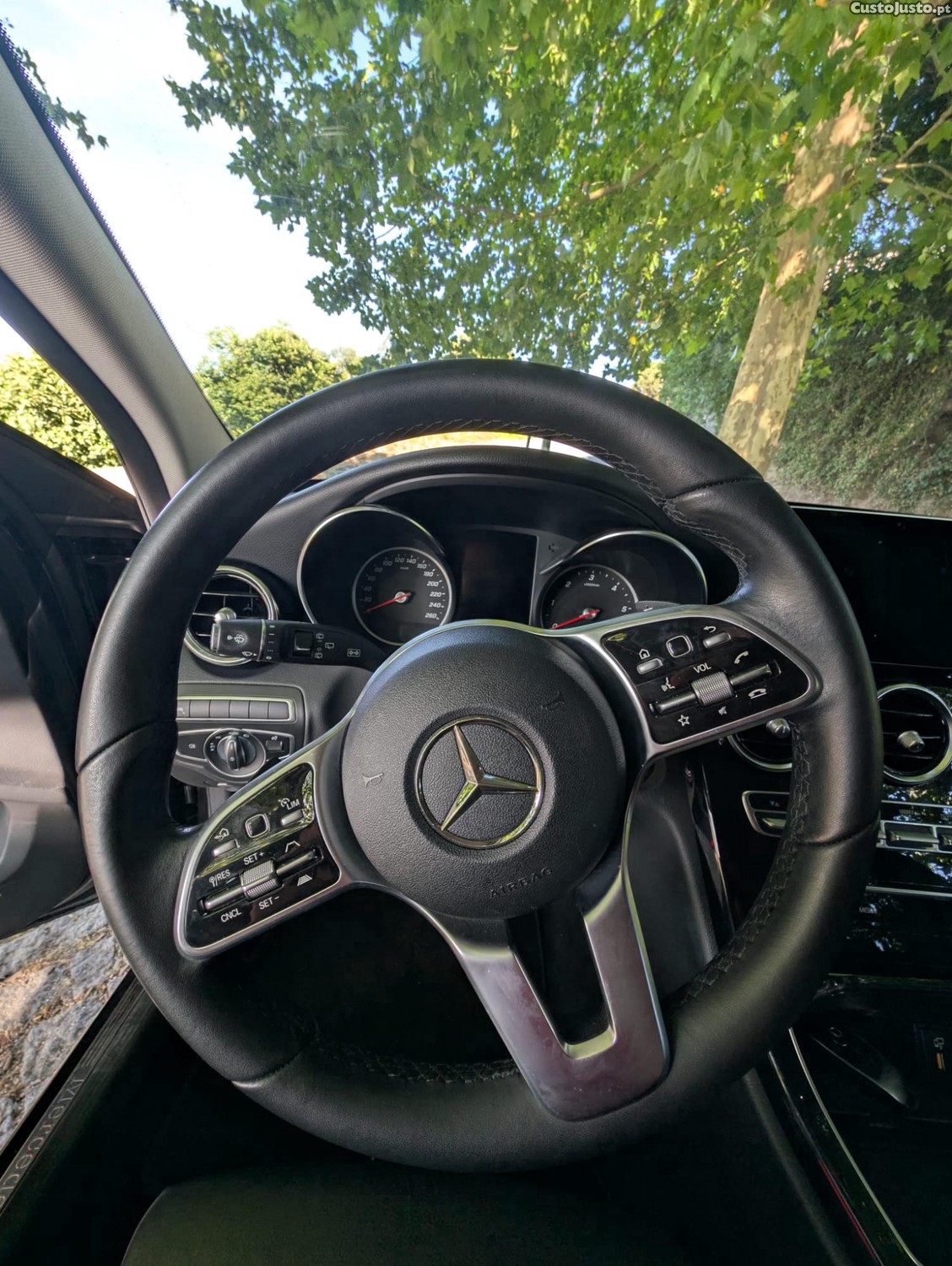 Mercedes-Benz C 300 C300de Avantgarde — fotografia 3