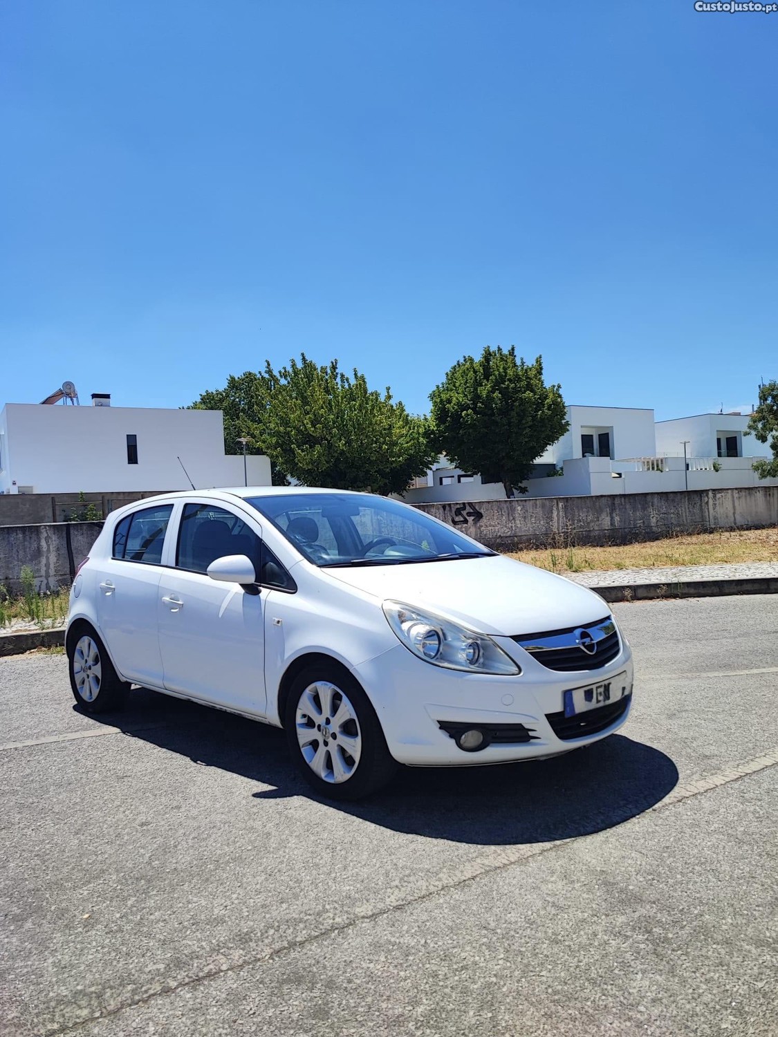 Opel Corsa 1.3cdti — fotografia 4