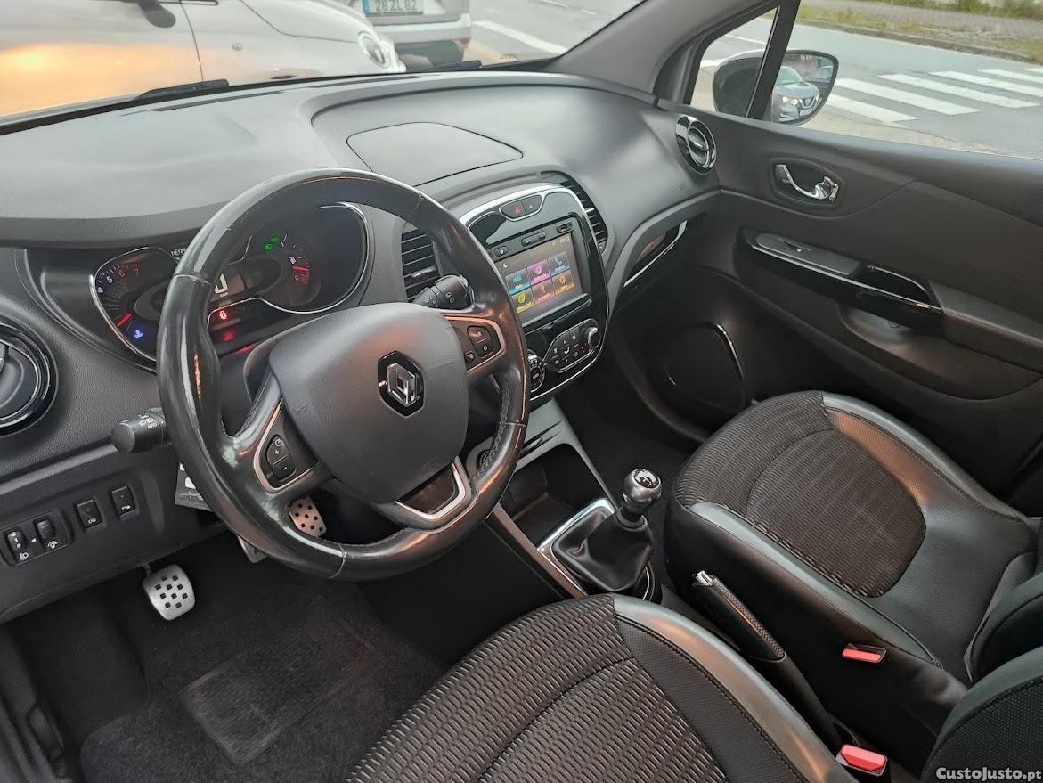 Renault Captur Exclusive 0.9 TCe — fotografia 7