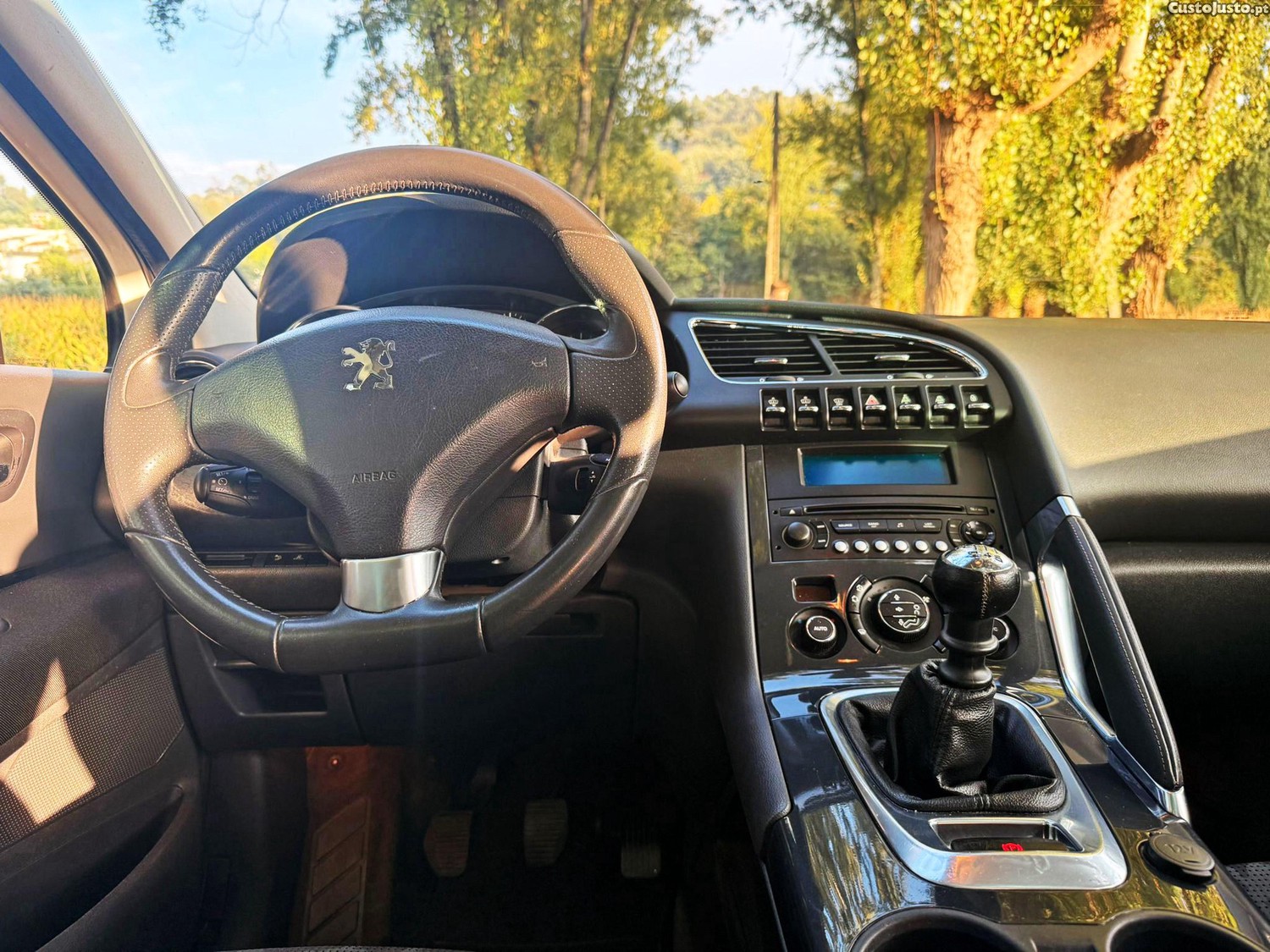 Peugeot 3008 1.6 HDi Executive — fotografia 5