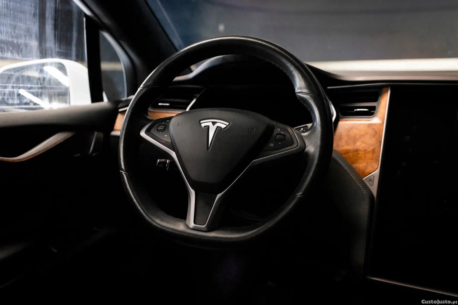 Tesla Model X Long Range — fotografia 3