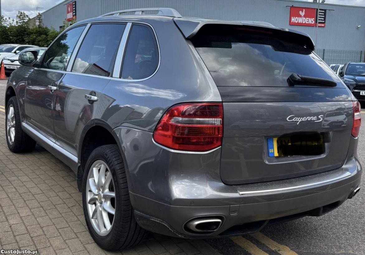 Porsche Cayenne S 4.8 V8 — photo 5