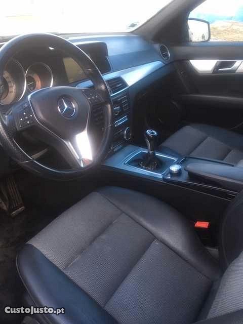 Mercedes-Benz C 220 Avantgarde BlueEfficiency 170 cv — photo 4